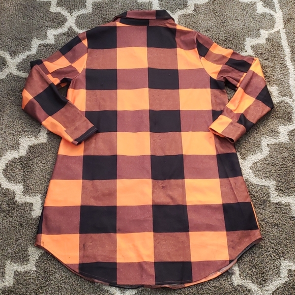 ❌❌SOLD❌❌ Color Block Print Long Shirt - Picture 3 of 7